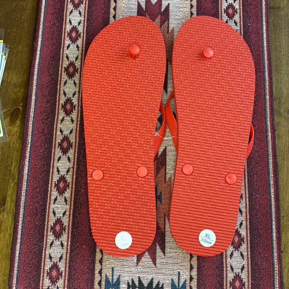 Deadpool Flip-Flops Nib - image 4